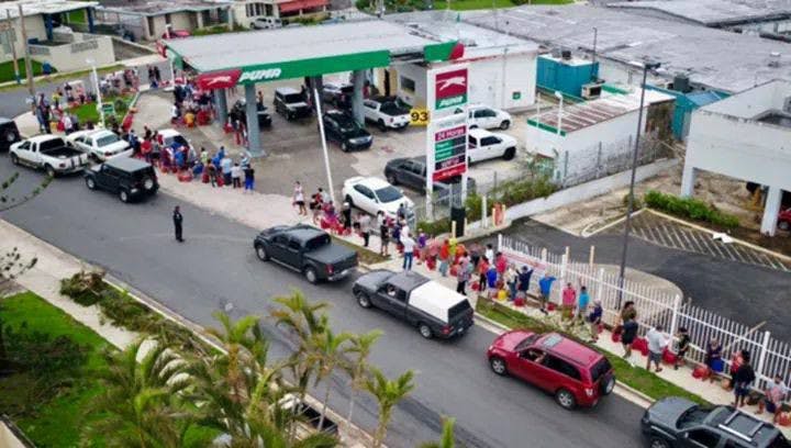 puerto 3 gas station