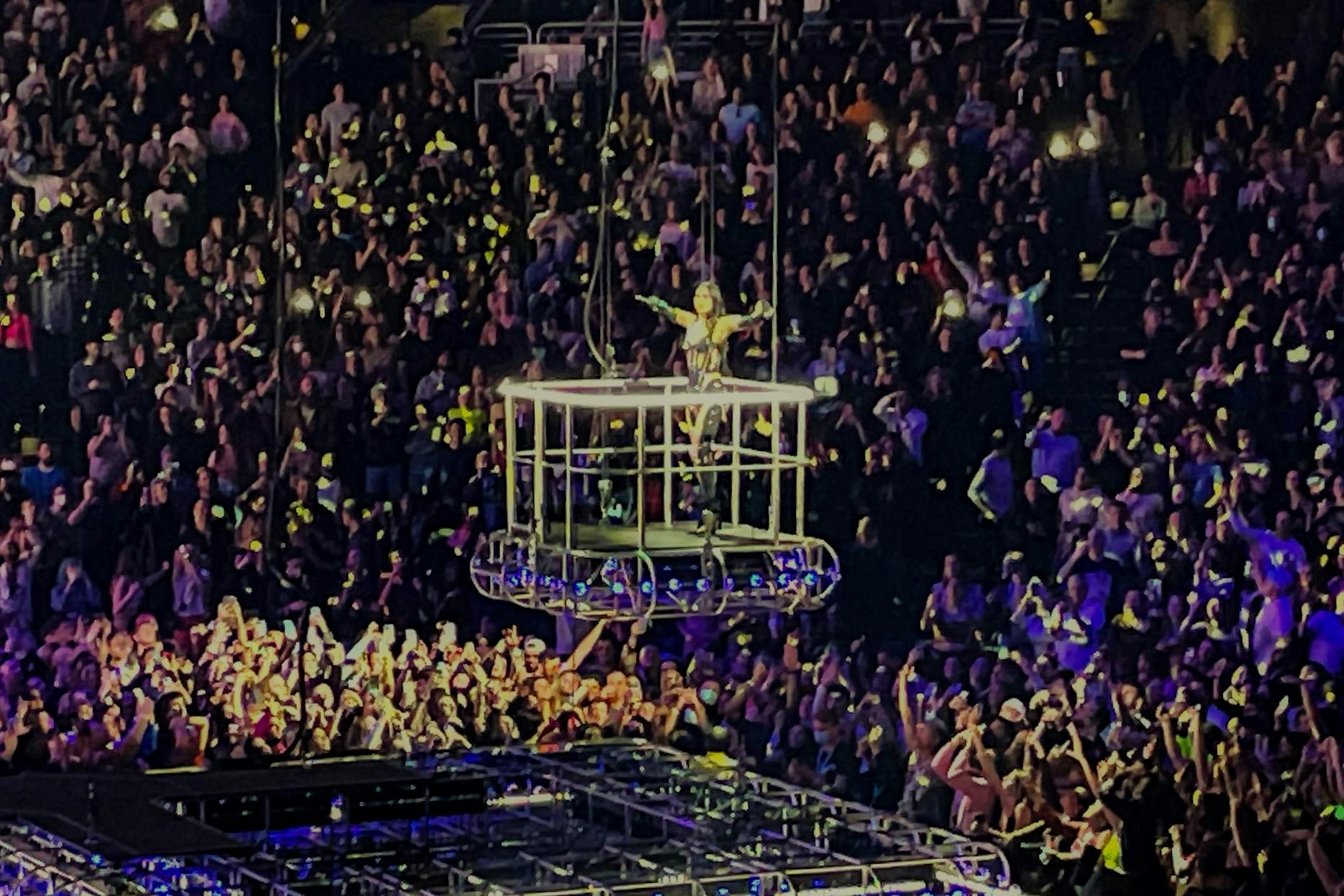 Dua Lipa Concert Photo 3.jpg