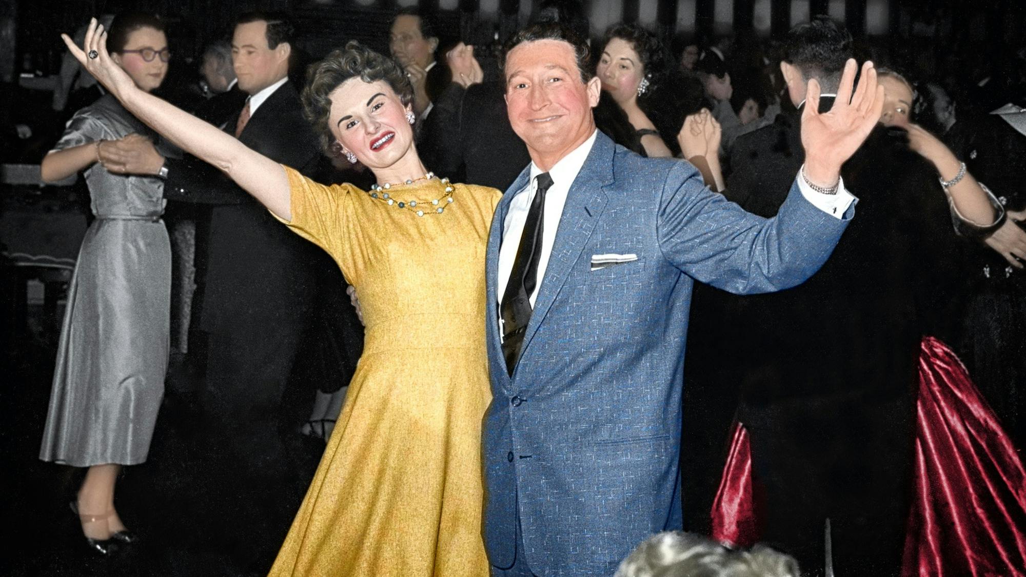 THE MAMBONIKS HR Pic 5.jpg