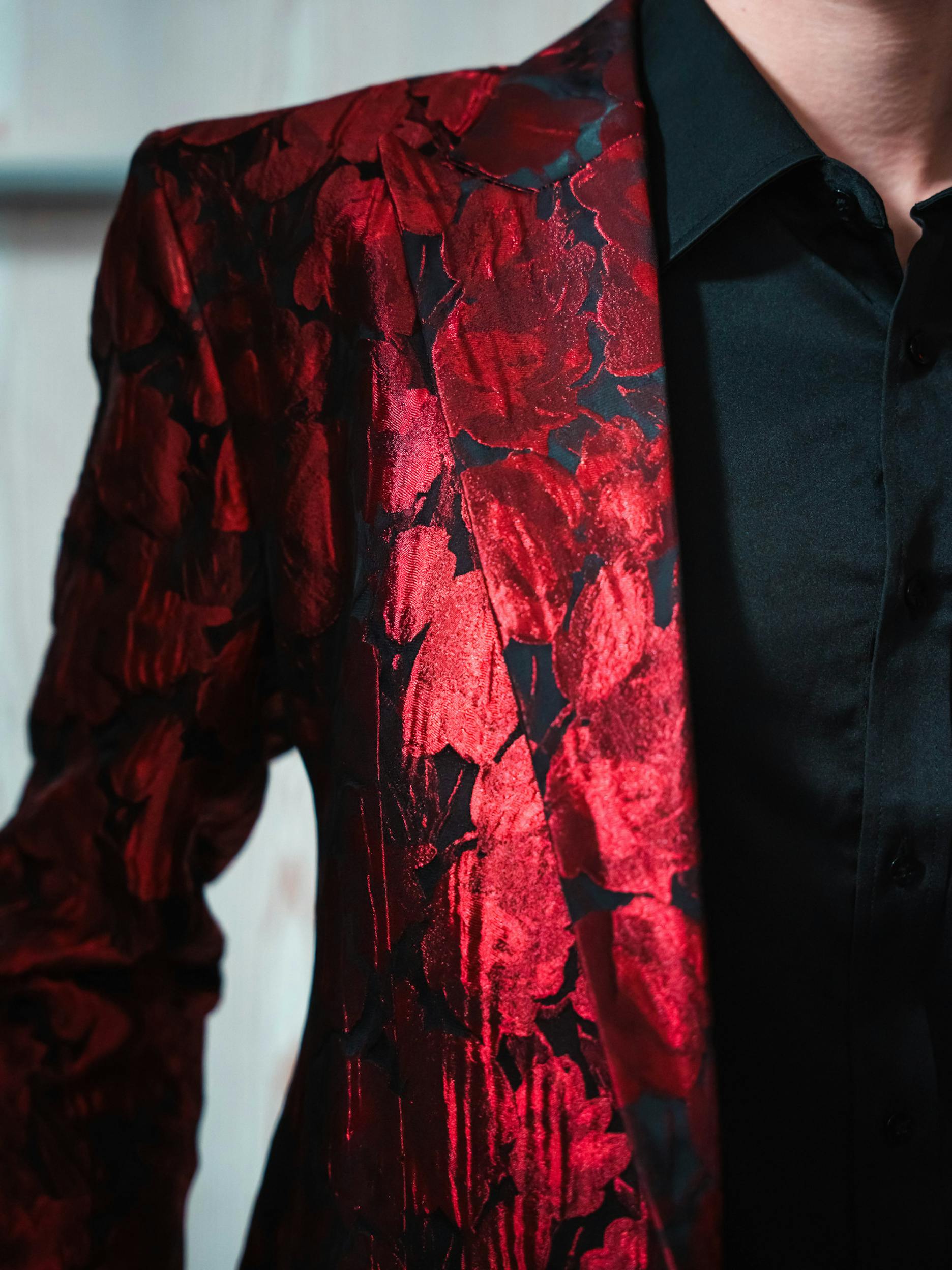 Veejay Floresca NYFW (Chenyao Liu) 2-1.jpg