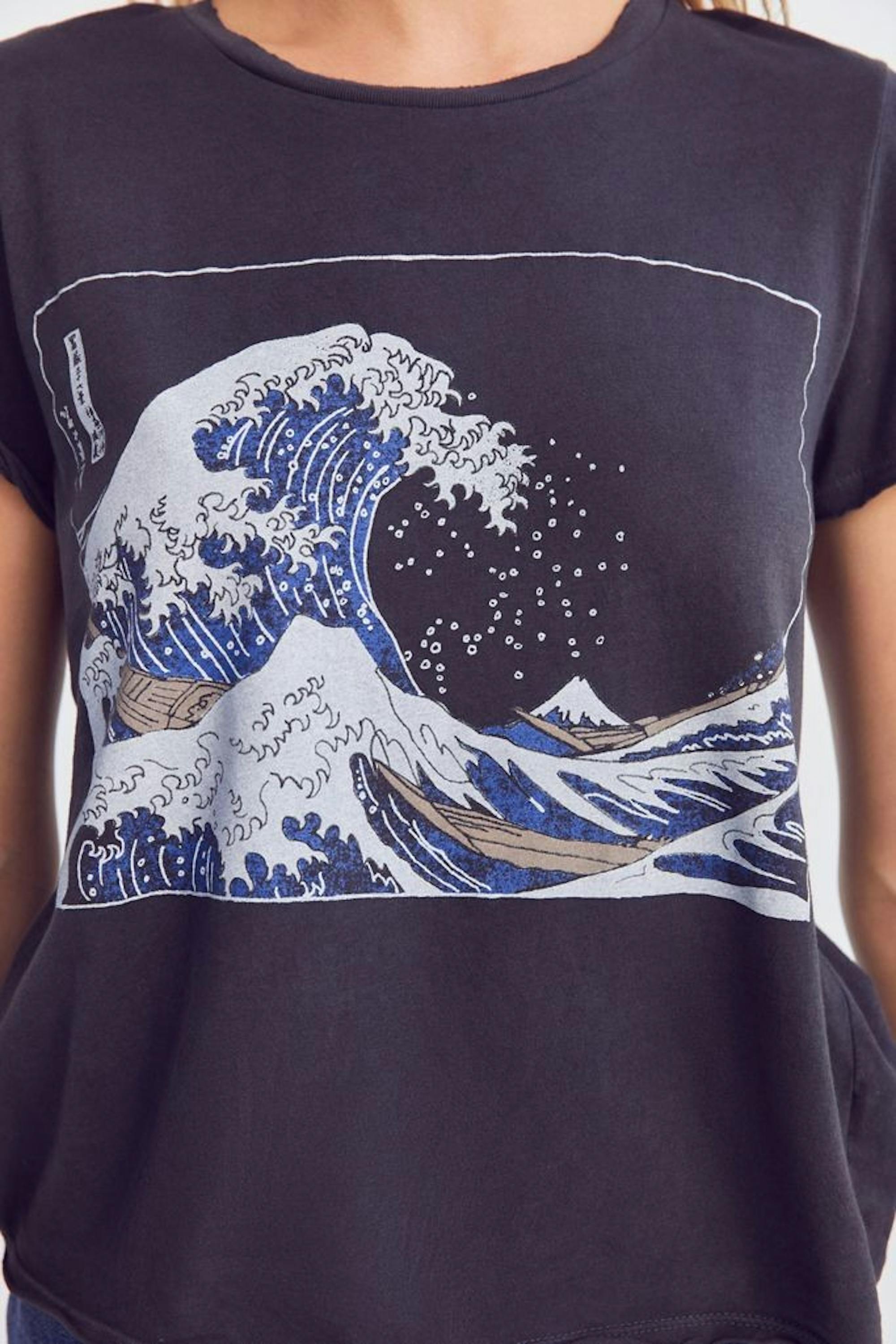 Urban Outfitter's 'Future State Wave Tee'