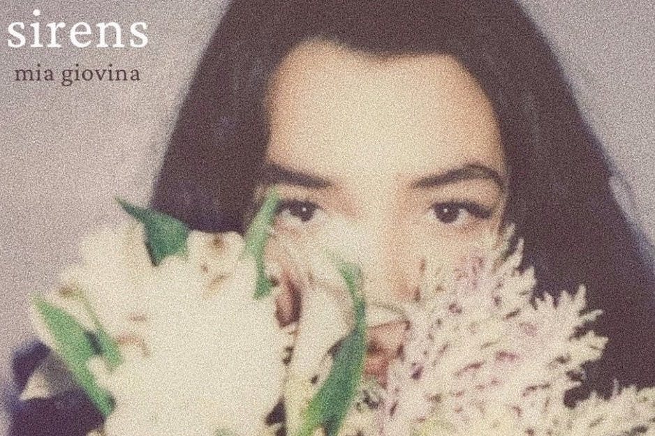 mia giovina sirens.jpeg