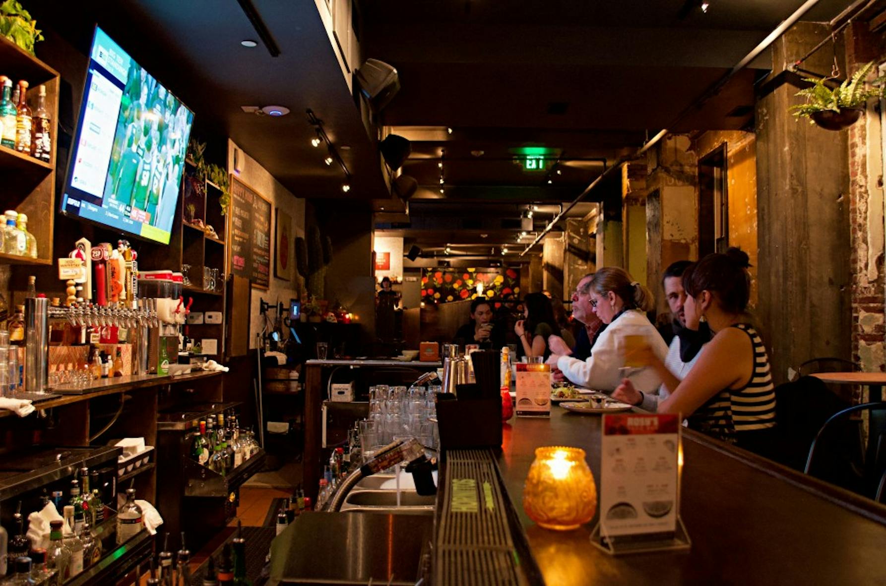 DINING_Rosy_s bar_sophiazhu.jpg