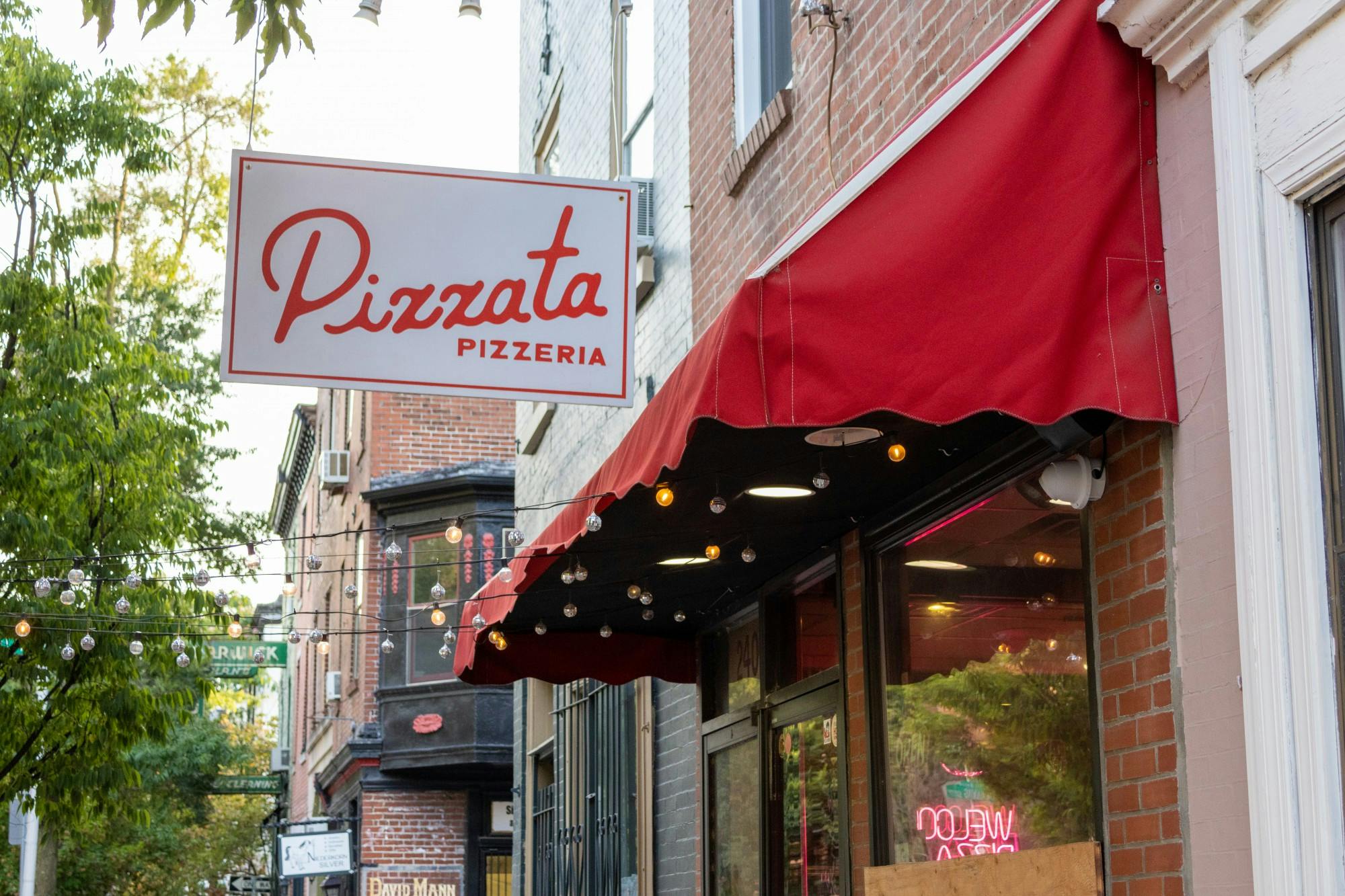 pizzata pizzeria (andrew yang)-2.jpg