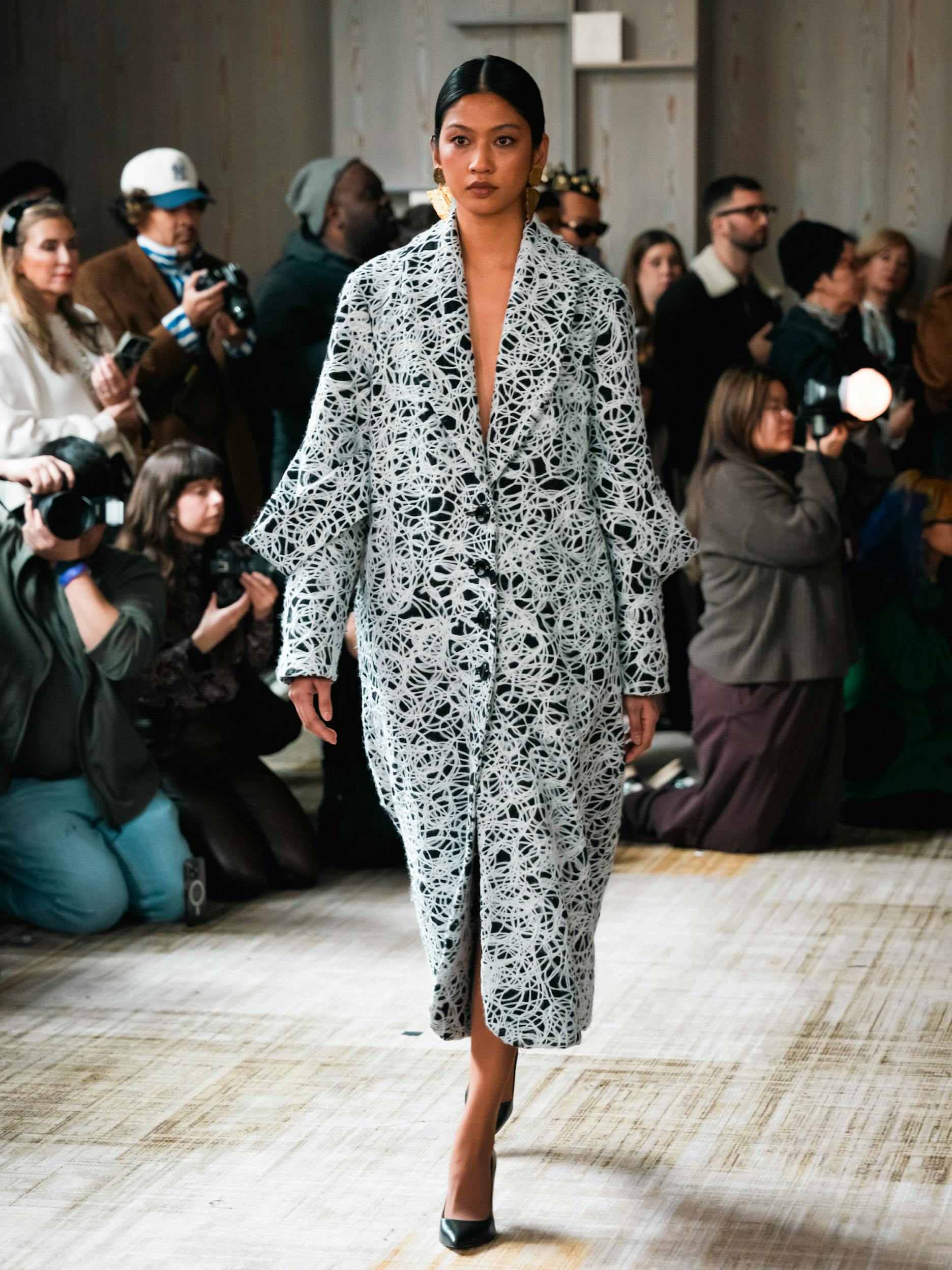 Veejay Floresca NYFW (Chenyao Liu)-3.jpg