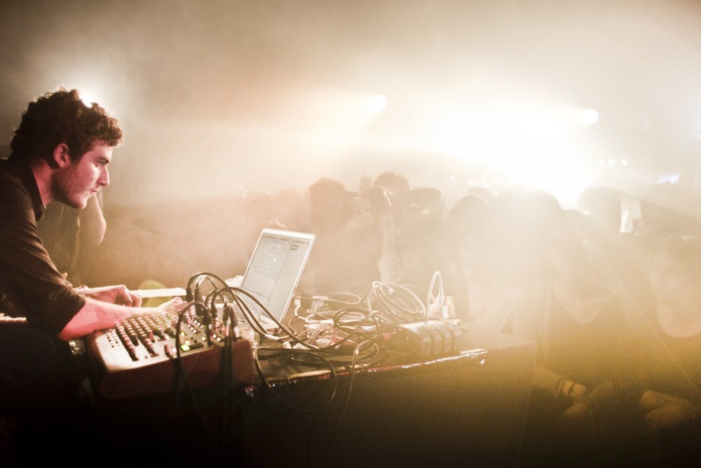 nicolas-jaar-pascal-montary-rex-club.jpg