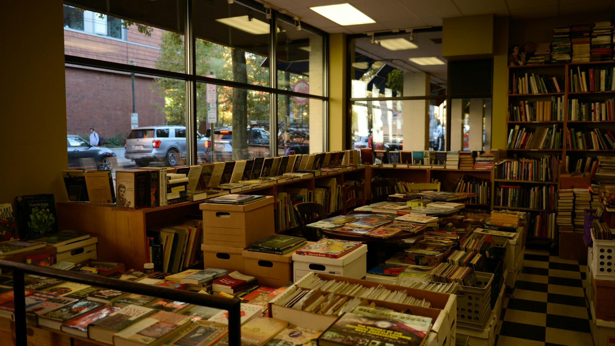 10-25-24 Last Word Bookshop Inside (Carly Zhao).jpg