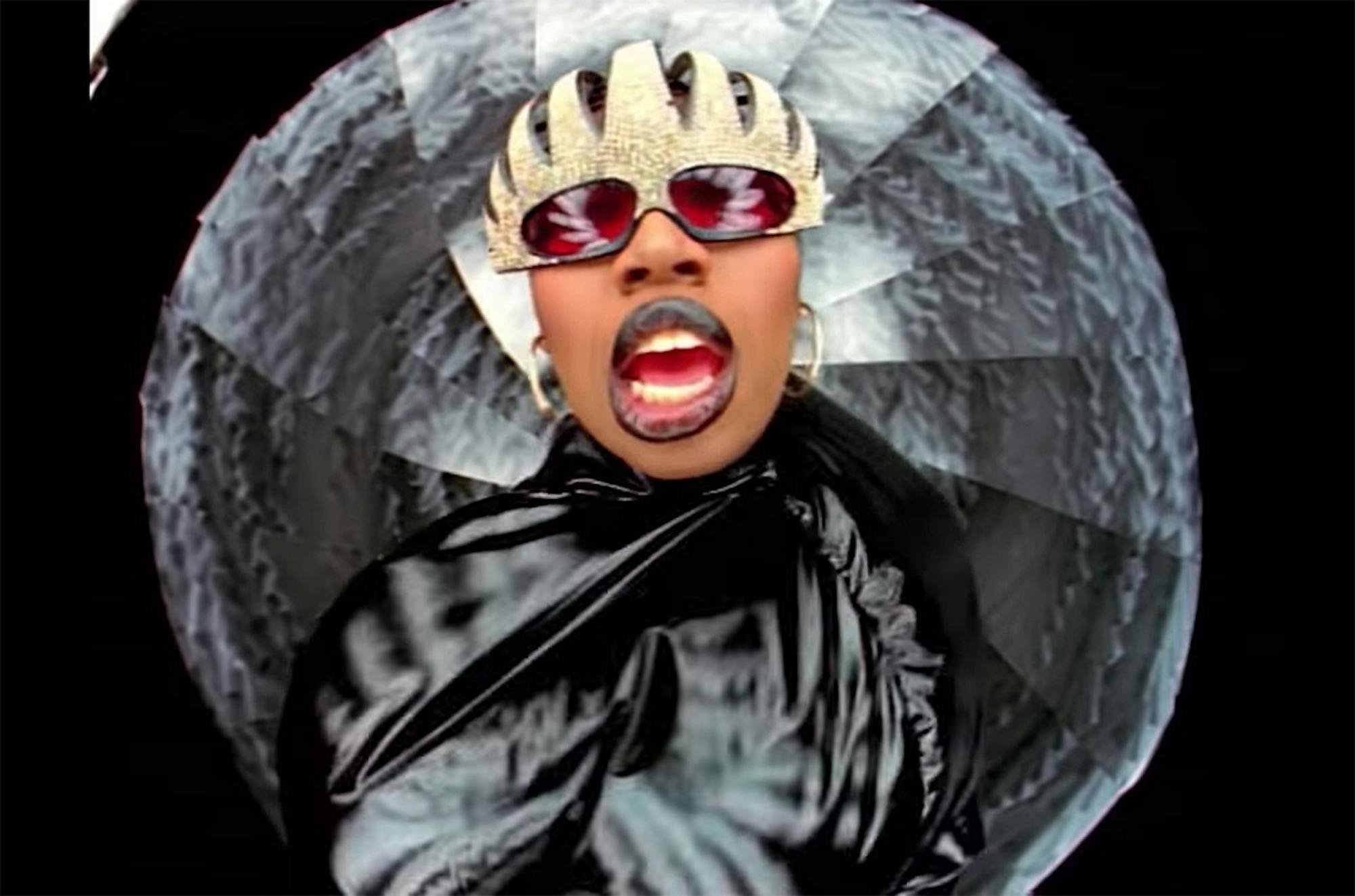 missy-elliott-the-rain-supa-dupa-fly-MV-billboard-1548-compressed.jpg
