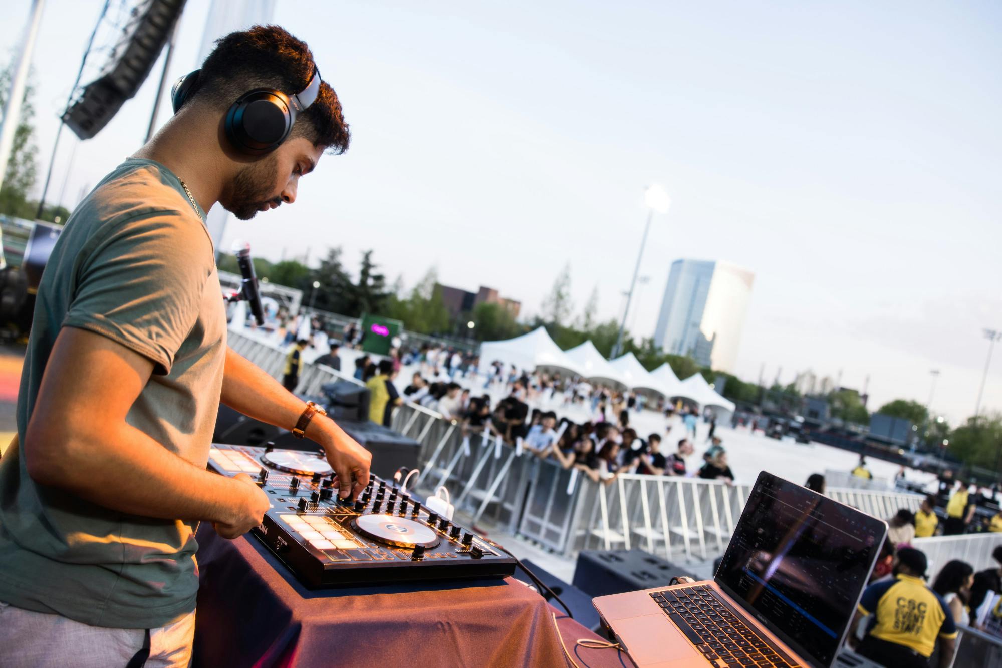 DJ (Bobby Cheung).jpg