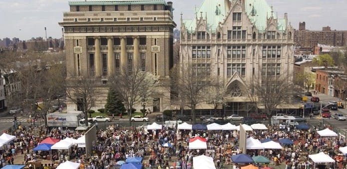 Opening day of the Brooklyn Flea, Ft. Green, BrooklynApril 18th, 2009PHOTO CREDIT:  Kate Glicksberg