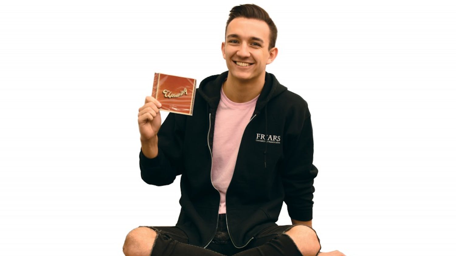 Sitting (Cut)onlinew.jpg