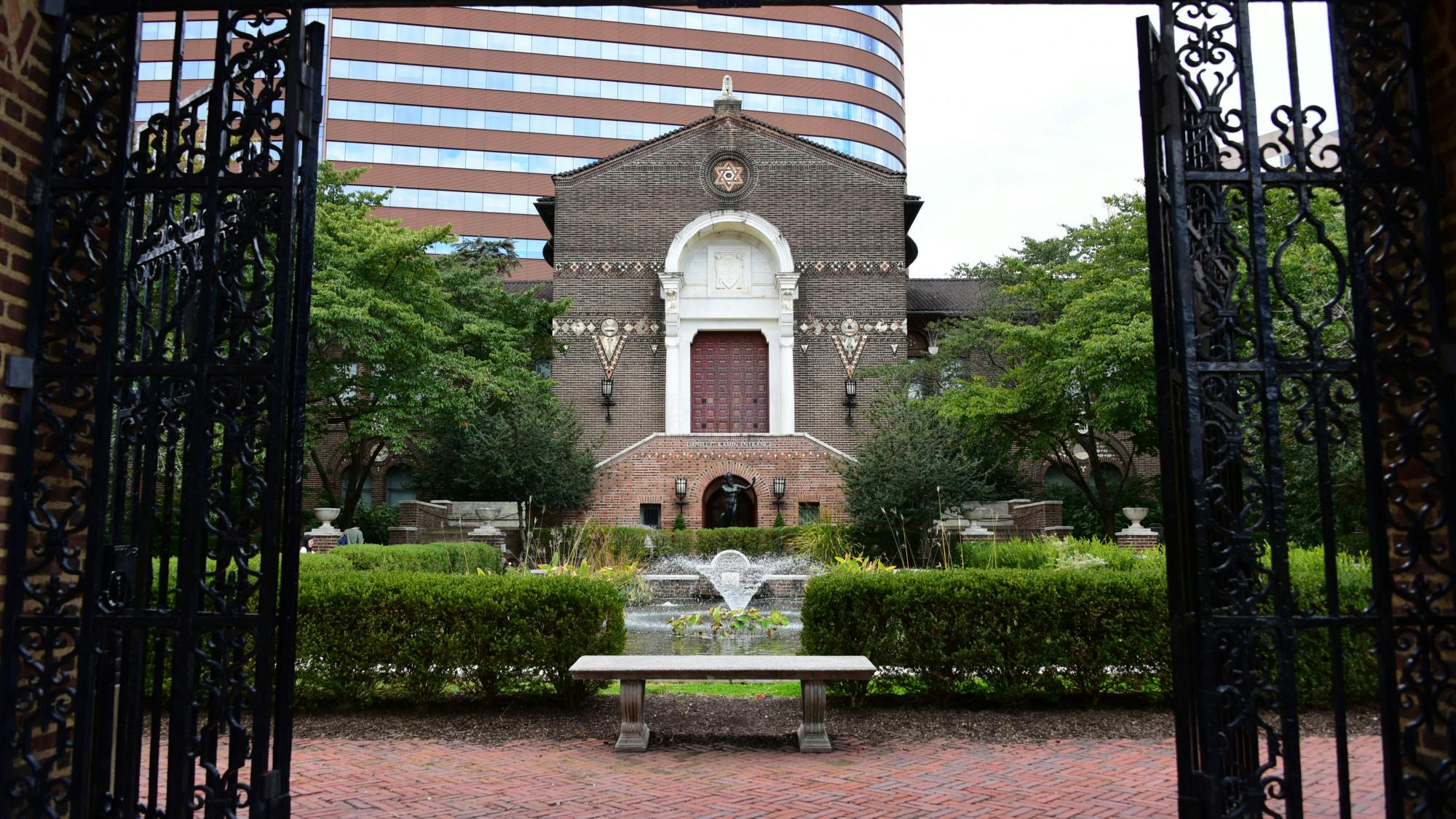 10-18-23 Penn Museum (Chenyao Liu).jpg