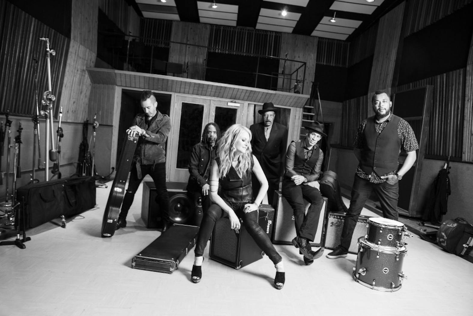 Mindi Abair and The Boneshakers