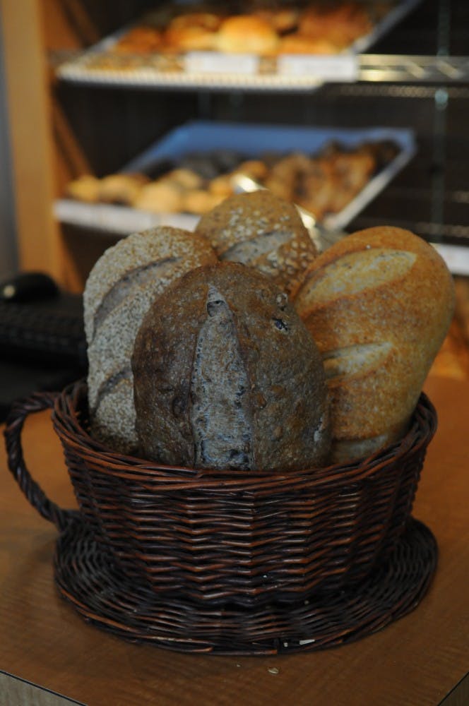 02042013_street_fooddrink_fourworldsbakery