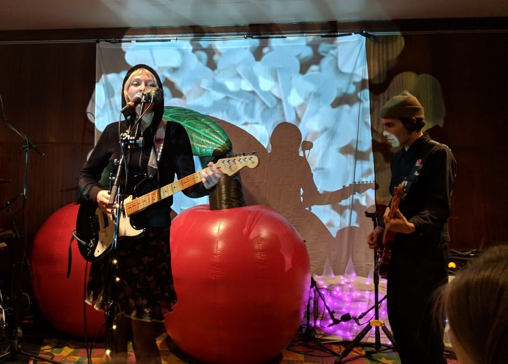 cherry-glazerr-header