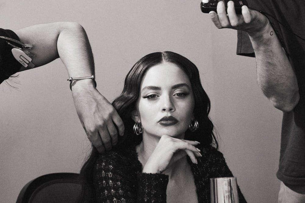 Sabrina-Claudio-Press-Photo-2-Credit-Joe-Perri.jpg