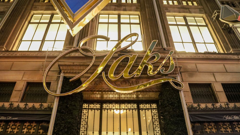 (DOM) 02-11-26 Saks 5th Ave-NYC skyline (Connie Zhao) 1-1.jpg