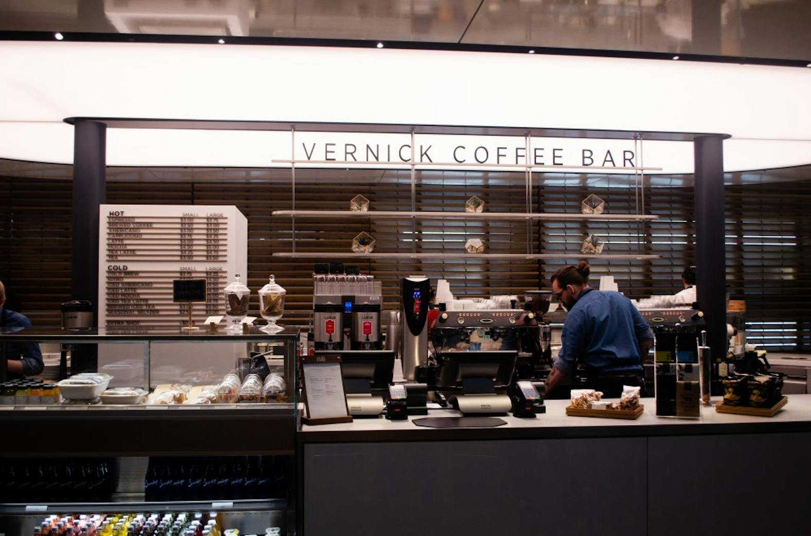 SOPHIA DAI_ storefront.jpg