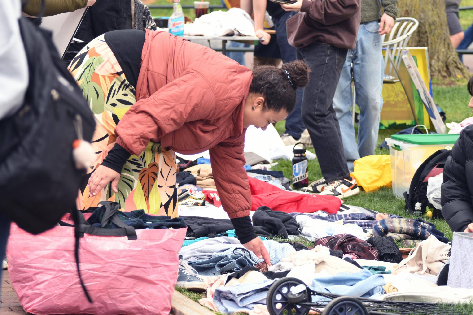 04-08-23 Spring Closet Sale_7 (Nathaniel Babitts)