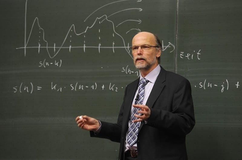 Impressive: This Math Professor Hasn't Blinked Since 1982 