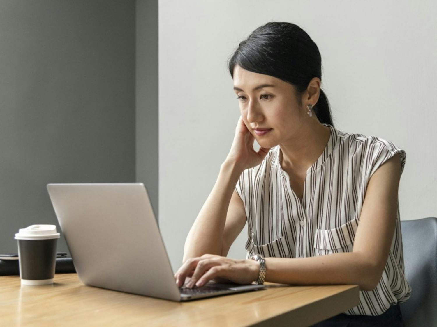 woman-laptop-thinking-email