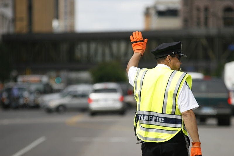 Jaywalkers Stymied by Broken Traffic Lights at 34th and Walnut