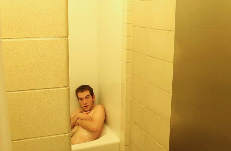 Horrific: Student Uses Lush Bath Bomb in Kings Court Bathtub