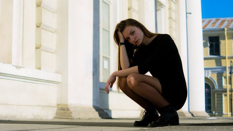 Awkward! 32 Sorority Sisters Came Downstairs Wearing Same All-Black Outfit 