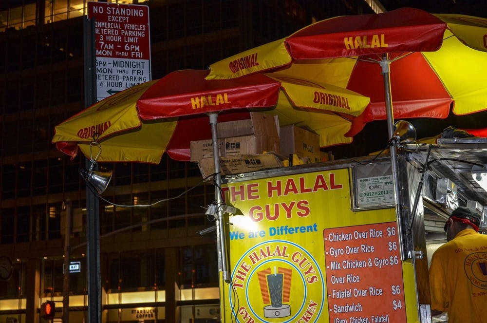 1600px-the-halal-guys-nyc