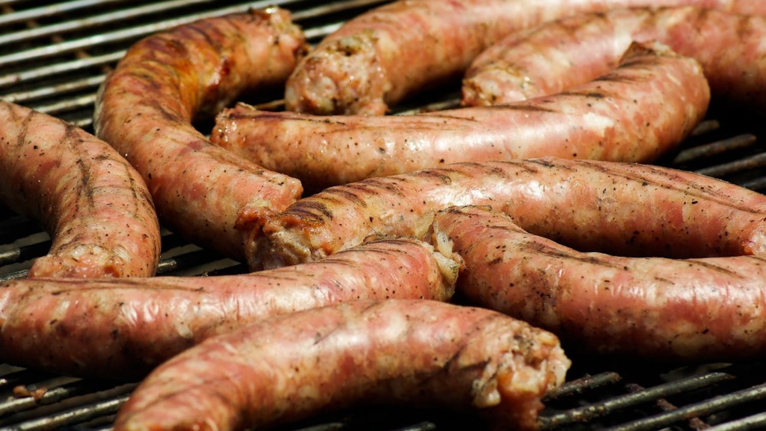dish-food-meat-barbecue-cuisine-sausage-bratwurst-sausages-grilling-vienna-sausage-mettwurst-animal-source-foods-kielbasa-breakfast-sausage-italian-sausage-frankfurter-w-rstchen-boerewors-longaniza-1076110.jpg