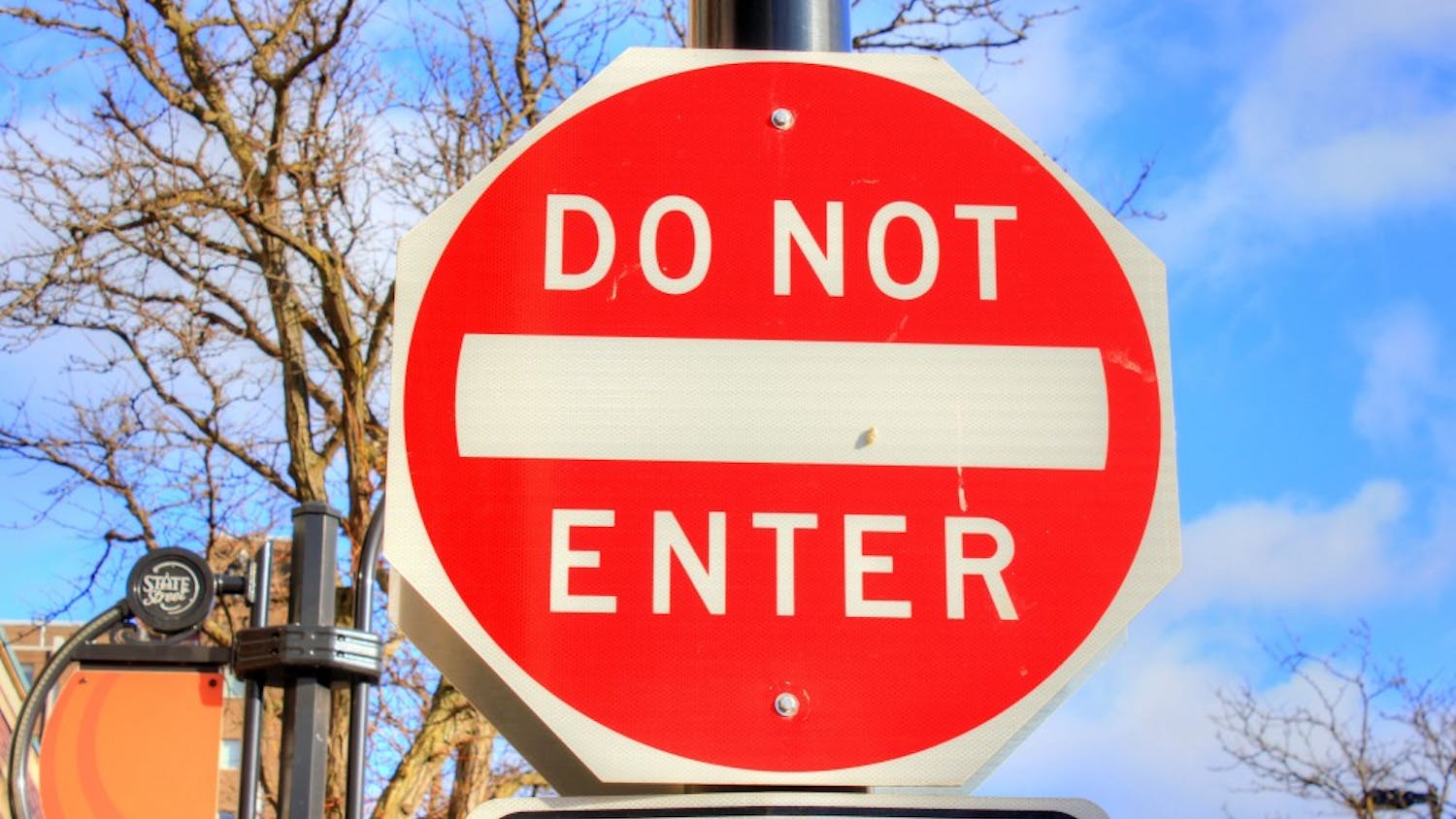 Photo by: Yinan Chen / Public Domain Please note: buses should choose Penn. 