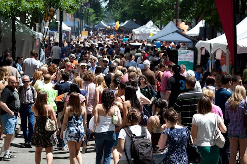 rittenhouse-row-festival-crowd-600