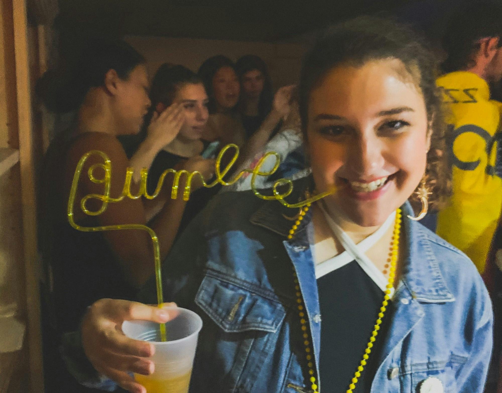 kelsey twitter noam chomsky