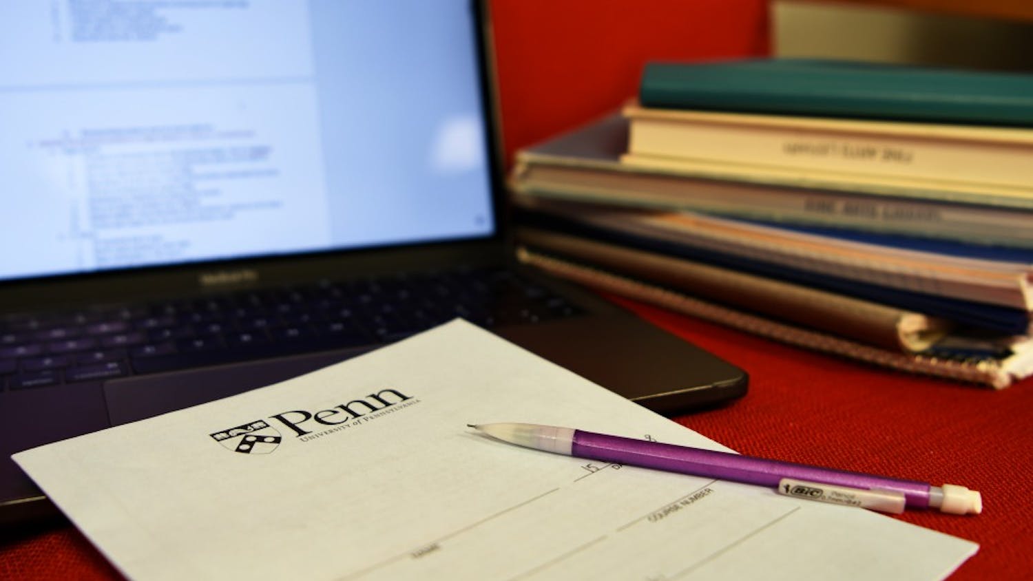 UTB 1 - Blue Book (Lizzy Machielse).jpg