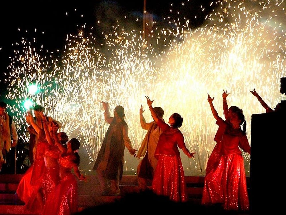 bollywood_dance_show_in_bristol