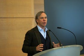 Tommy Hilfiger gives keynote at Wharton conference