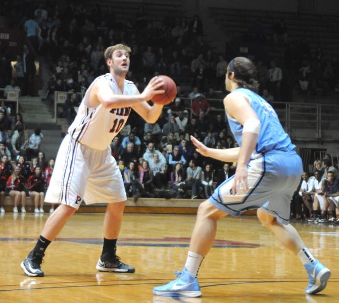 Mens Hoops v Columbia, Penn win