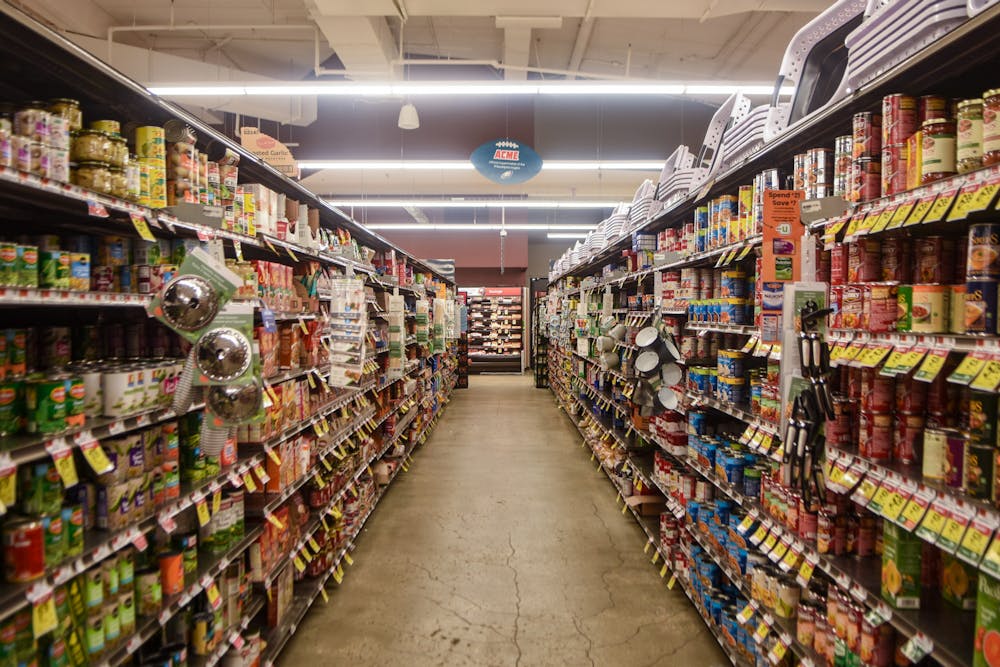 10-14-25 ACME & Grocery (Jacob Hoffberg).jpg