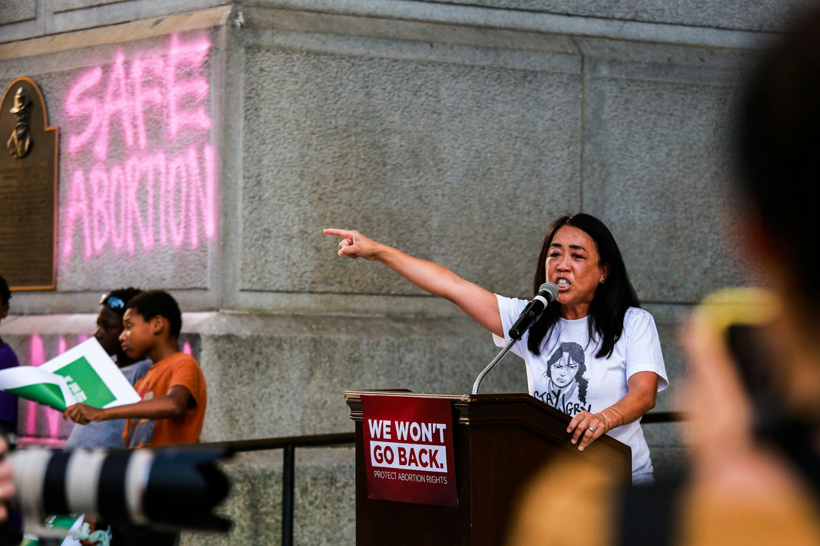 06-24-22 roe v wade protest (Jesse Zhang)-11.jpg