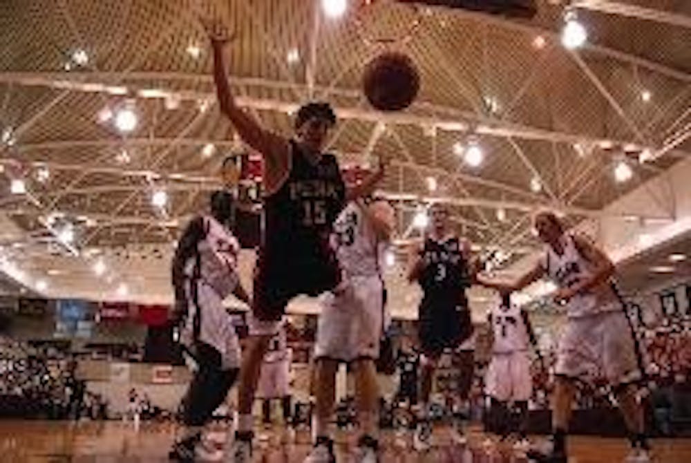 M. Hoops Notebook: Kach between rock and hard place