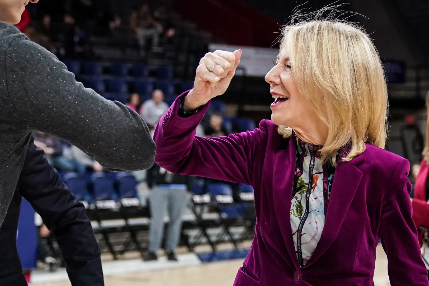 Amy Gutmann Coronavirus COVID-10 Elbow Bump Kuba Mijakowski.jpg