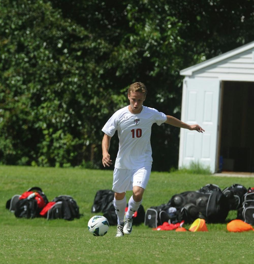 25849_09_09_2012_mens_soccer_v_hartford203f.jpg
