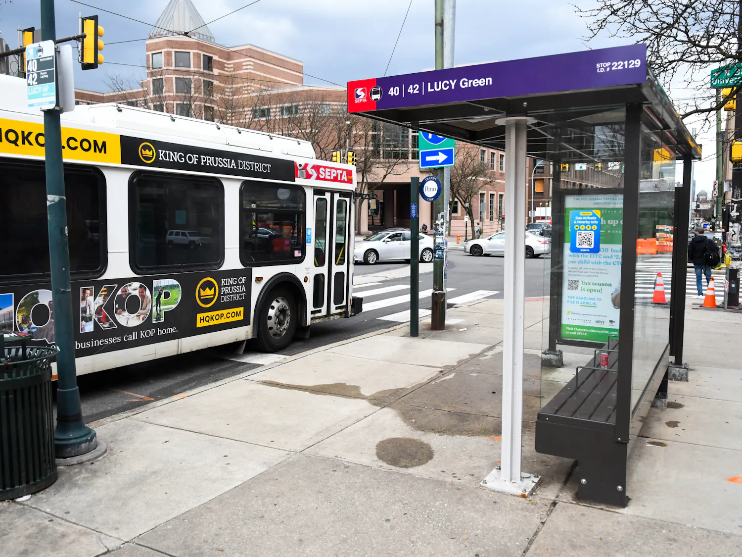 04-04-24 Septa Bus Stop (Aymeric Marcantetti).jpg