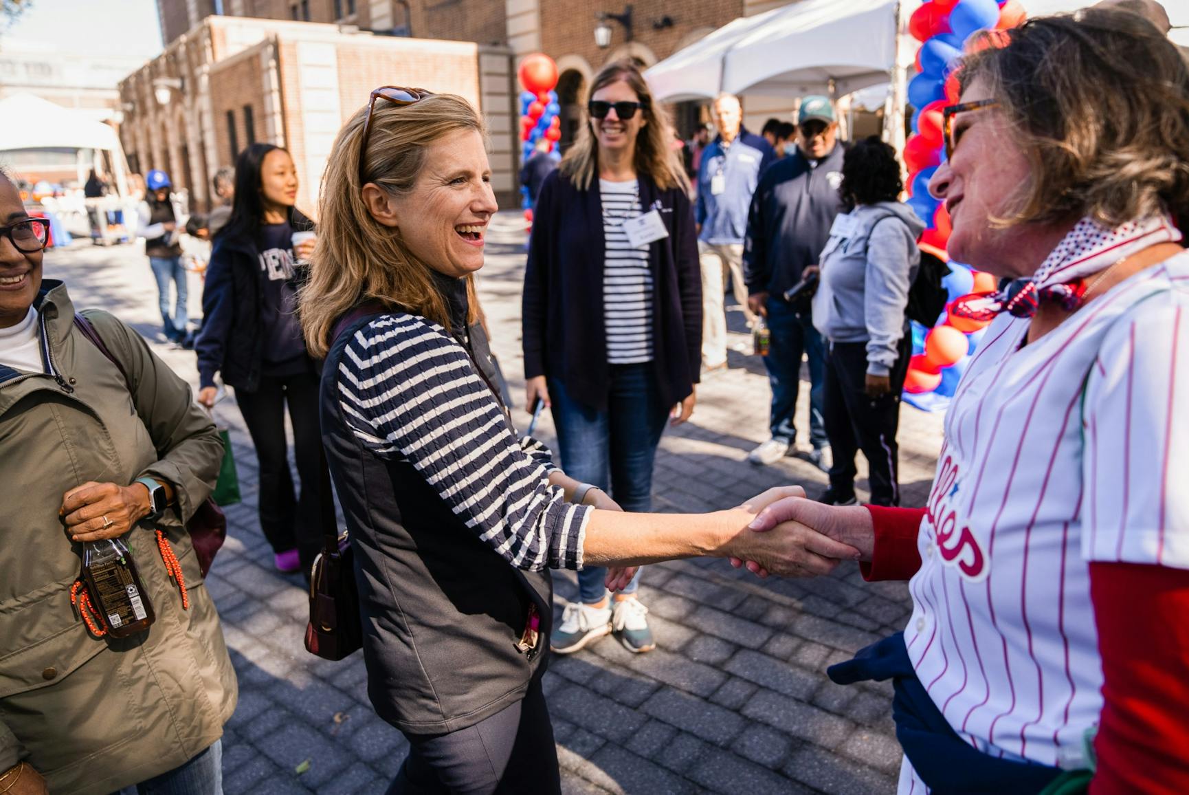 10-15-22 penn faculty family event Liz Magill (Jesse Zhang).jpg