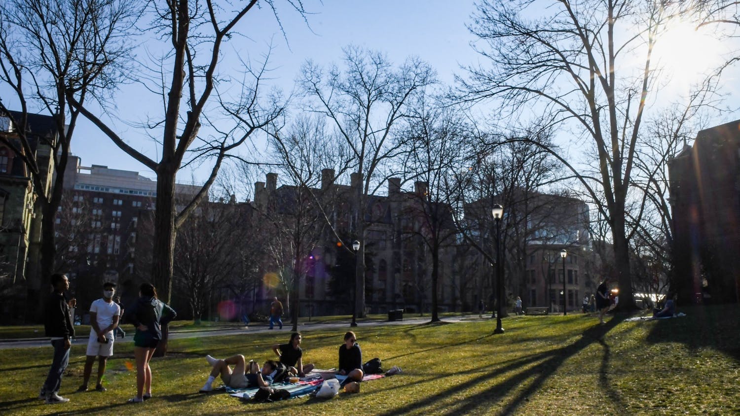 03-11-21 Spring Stay COVID-19 Masks College Green Picnic Social Distancing (Sukhmani Kaur).jpeg