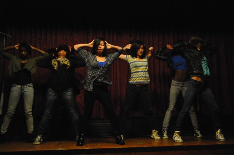 Student groups perform at Friarside Cafe to raise money for Habitat for Humanity