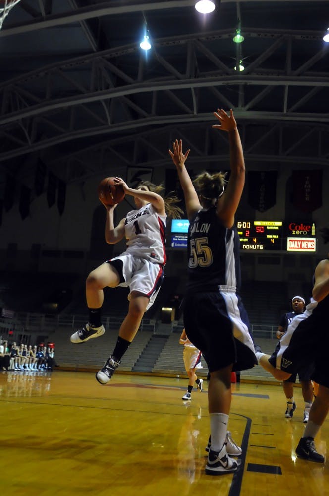 Baron, Quakers can’t stop ’Nova