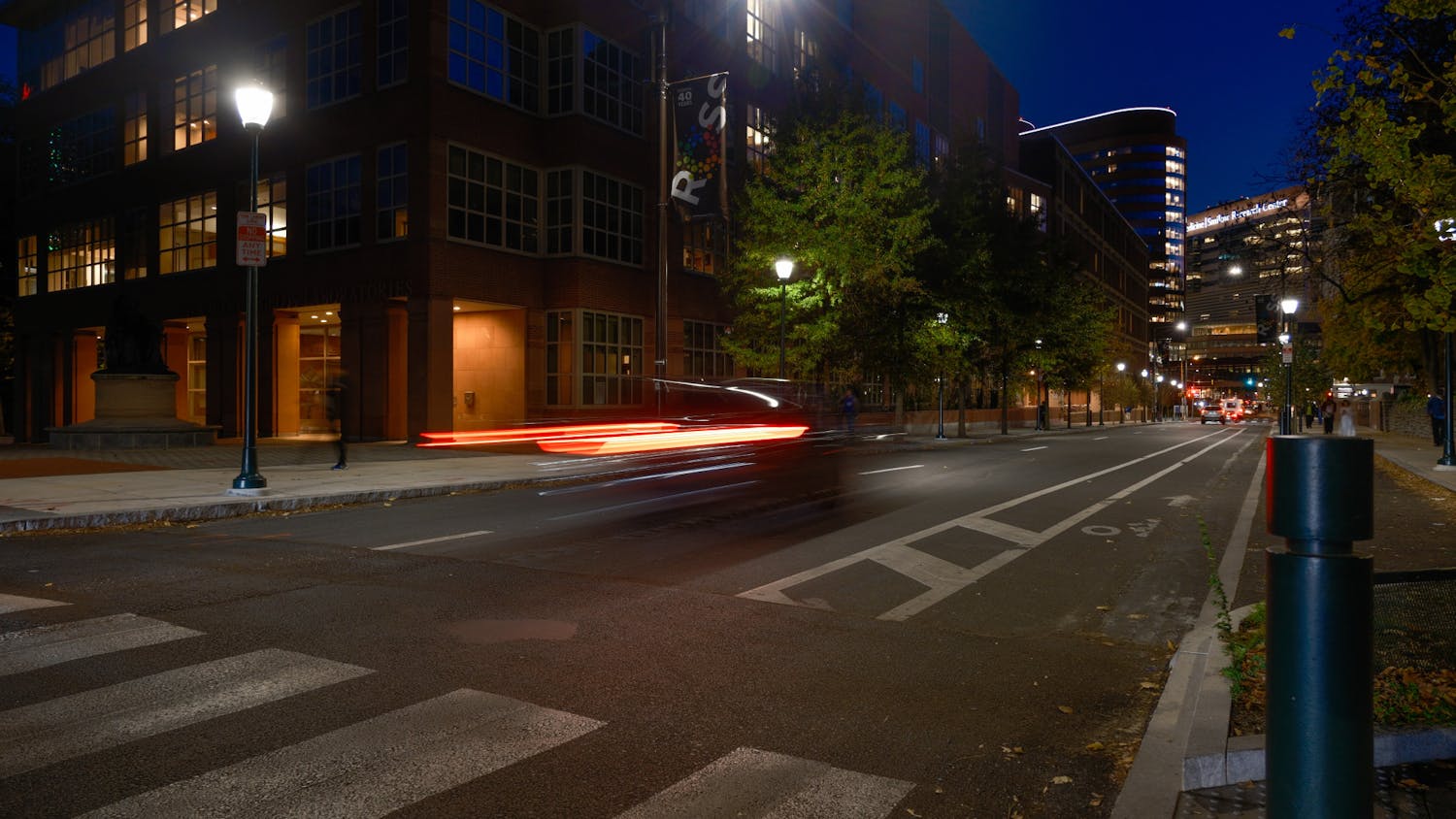 11-03-23 Penn Campus at Night (Abhiram Juvvadi).jpg