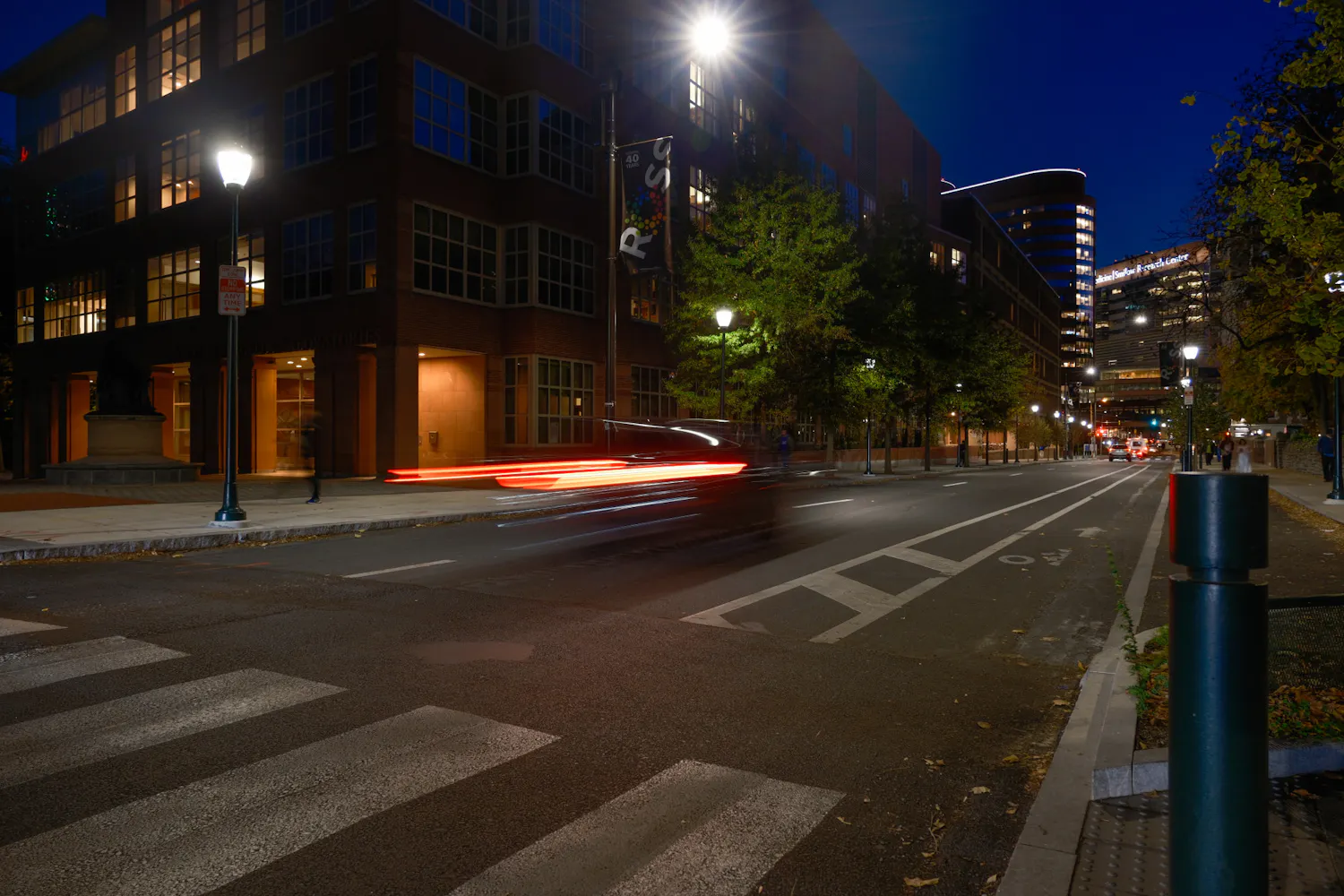 11-03-23 Penn Campus at Night (Abhiram Juvvadi).jpg