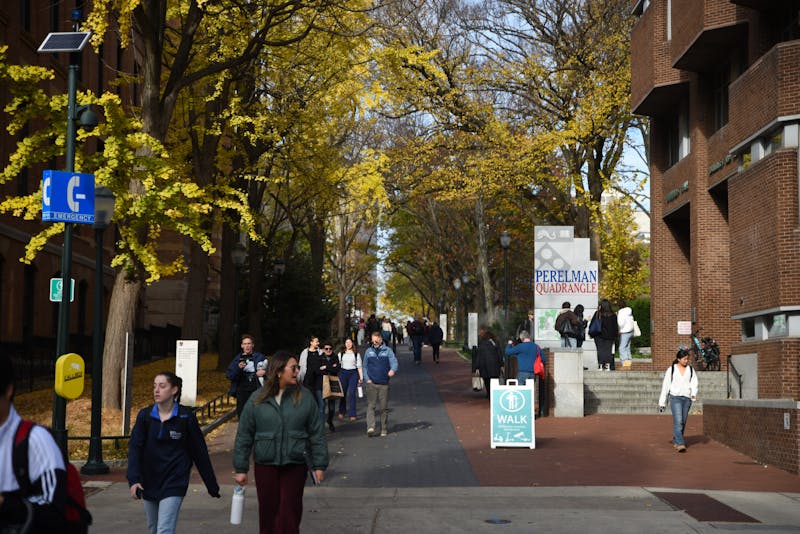 Penn advises international students, faculty to return to U.S. before Trump&#39;s inauguration